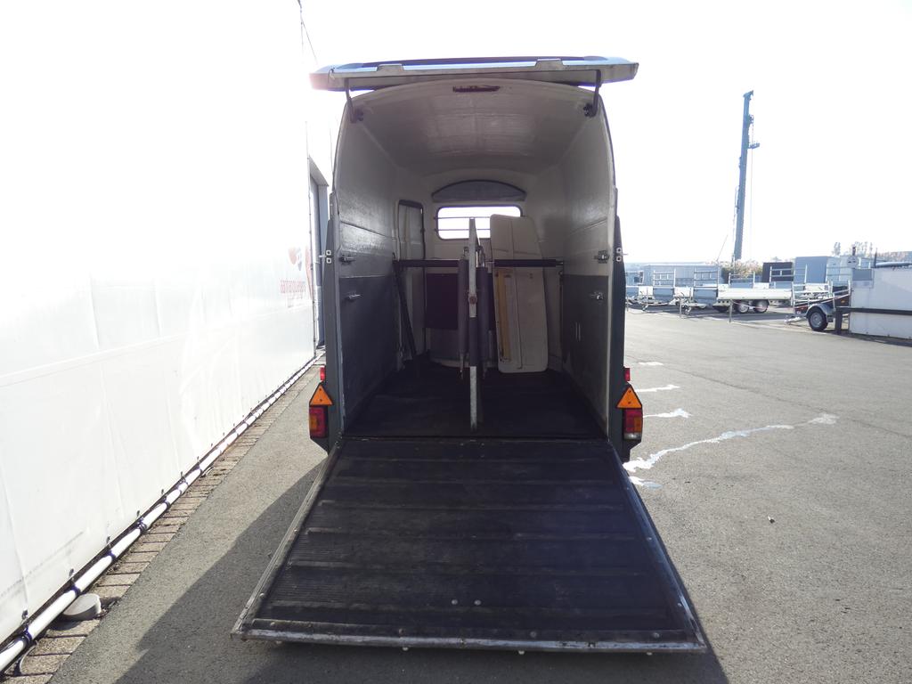 Westfalia Paardentrailer 340x165x228.cm 2000kg